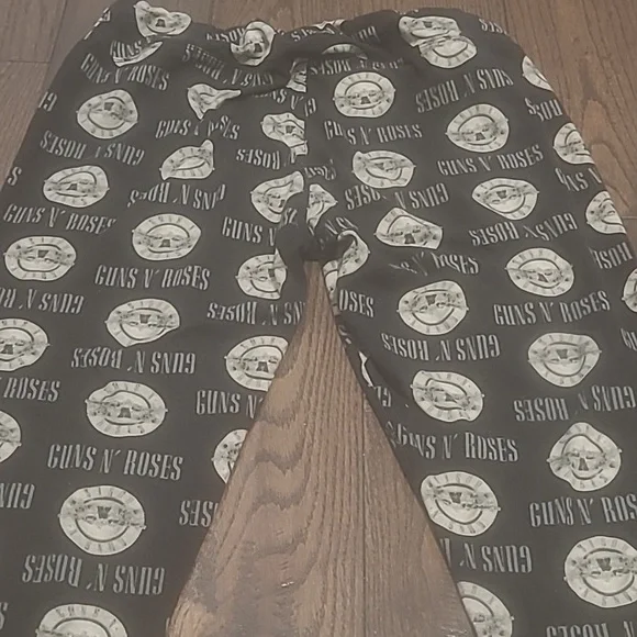 Guns N' Roses Leggings - Picture 2 of 4